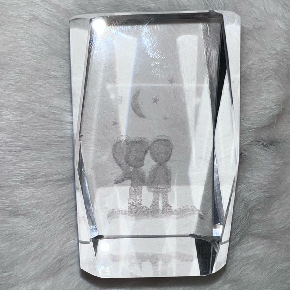 Crystal paper weight